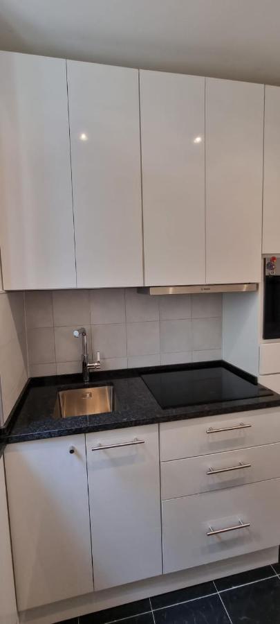 Charming Central Apartment To Rent Lisbona Esterno foto