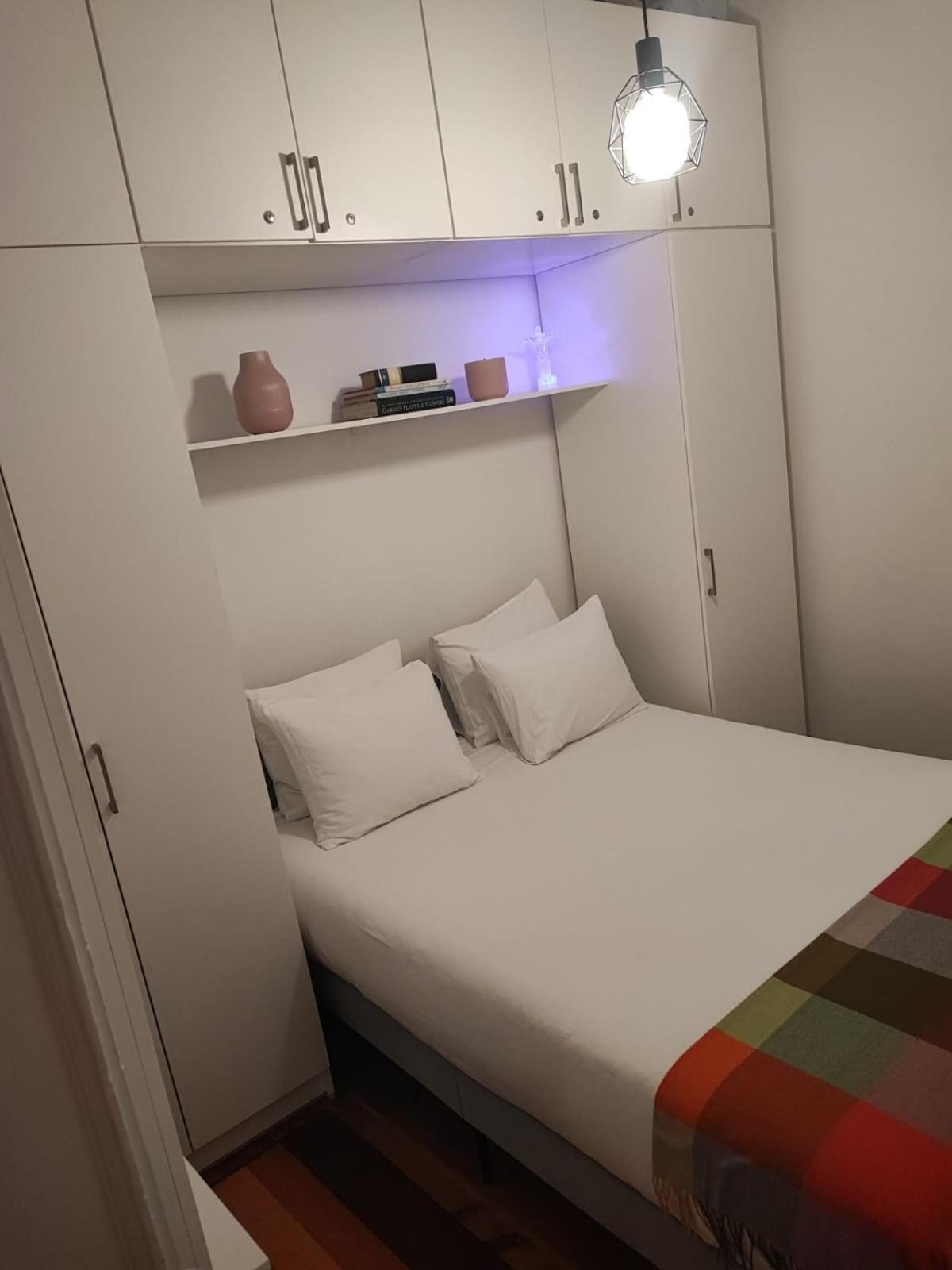Charming Central Apartment To Rent Lisbona Esterno foto