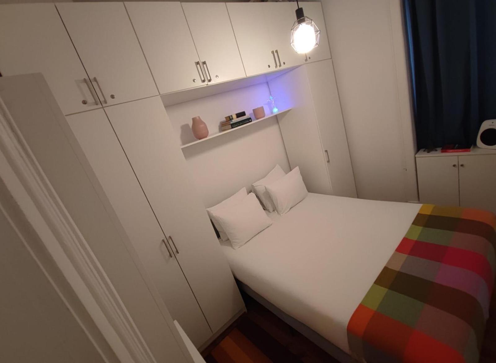 Charming Central Apartment To Rent Lisbona Esterno foto